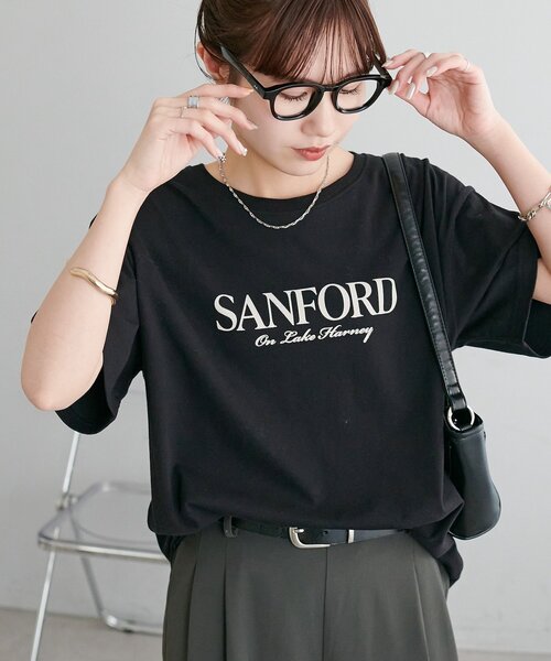 DISCOAT（ディスコート）の「【Enlude】アソートカラーロゴTシャツ《ユニセックス》（Tシャツ/カットソー・レディース・ブラック/ピンク/グリーン系・FREE）」の4枚目の写真