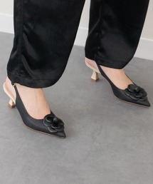 Fabio Rusconi（ファビオルスコーニ）の「【FABIO RUSCONI】カメリアバックバンドパンプス(F61306)（パンプス）」