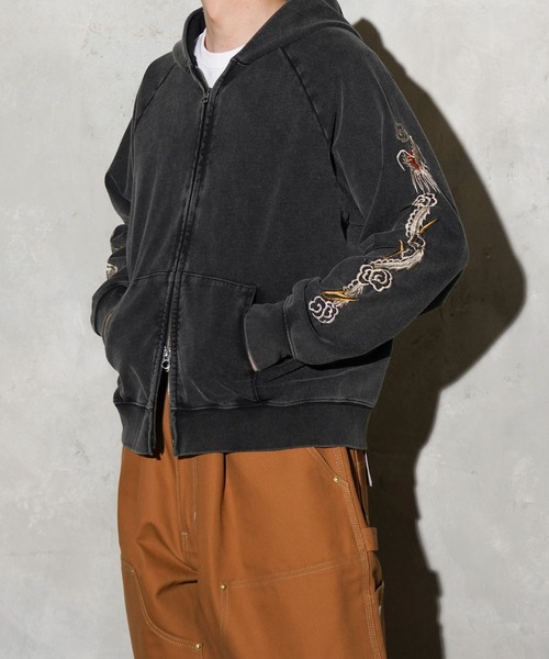 THRIFTY LOOK(スリフティールック)の「THRIFTY LOOK / スリフティールック VIET-NAM EMBROIDERY ZIP-UP PARKA ショート丈 刺繍 ジップアップパーカー(パーカー・メンズ・ブラック/グレー・LARGE/MEDIUM/SMALL)」の14枚目の写真