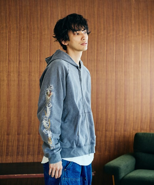 THRIFTY LOOK(スリフティールック)の「THRIFTY LOOK / スリフティールック VIET-NAM EMBROIDERY ZIP-UP PARKA ショート丈 刺繍 ジップアップパーカー(パーカー・メンズ・ブラック/グレー・LARGE/MEDIUM/SMALL)」の9枚目の写真