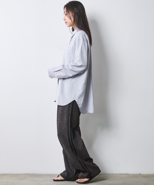 CHIC STYLE(シックスタイル)の「レーヨン麻シャツ<大きいサイズ有>シックスタイル(シャツ/ブラウス・レディース・ネイビー/サックスブルー・L/LL/3L/4L/5L/M)」の8枚目の写真