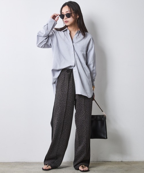 CHIC STYLE(シックスタイル)の「レーヨン麻シャツ<大きいサイズ有>シックスタイル(シャツ/ブラウス・レディース・ネイビー/サックスブルー・L/LL/3L/4L/5L/M)」の10枚目の写真