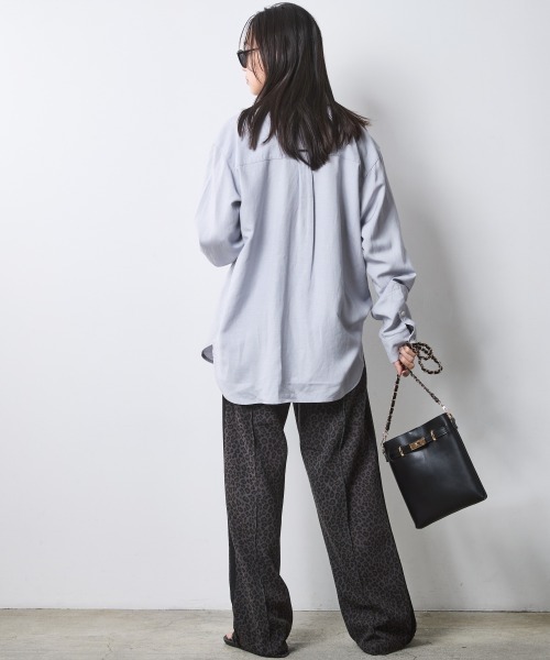 CHIC STYLE(シックスタイル)の「レーヨン麻シャツ<大きいサイズ有>シックスタイル(シャツ/ブラウス・レディース・ネイビー/サックスブルー・L/LL/3L/4L/5L/M)」の11枚目の写真