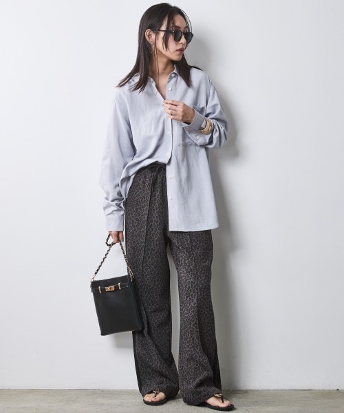CHIC STYLE(シックスタイル)の「レーヨン麻シャツ<大きいサイズ有>シックスタイル(シャツ/ブラウス・レディース・ネイビー/サックスブルー・L/LL/3L/4L/5L/M)」の13枚目の写真