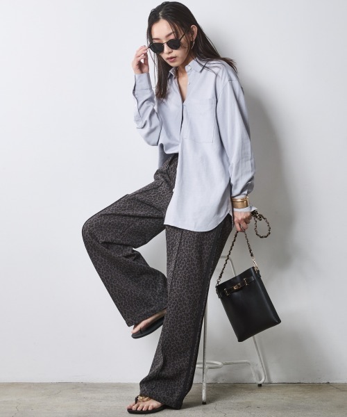 CHIC STYLE(シックスタイル)の「レーヨン麻シャツ<大きいサイズ有>シックスタイル(シャツ/ブラウス・レディース・ネイビー/サックスブルー・L/LL/3L/4L/5L/M)」の15枚目の写真