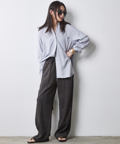 CHIC STYLE(シックスタイル)の「レーヨン麻シャツ<大きいサイズ有>シックスタイル(シャツ/ブラウス・レディース・ネイビー/サックスブルー・L/LL/3L/4L/5L/M)」の19枚目の写真