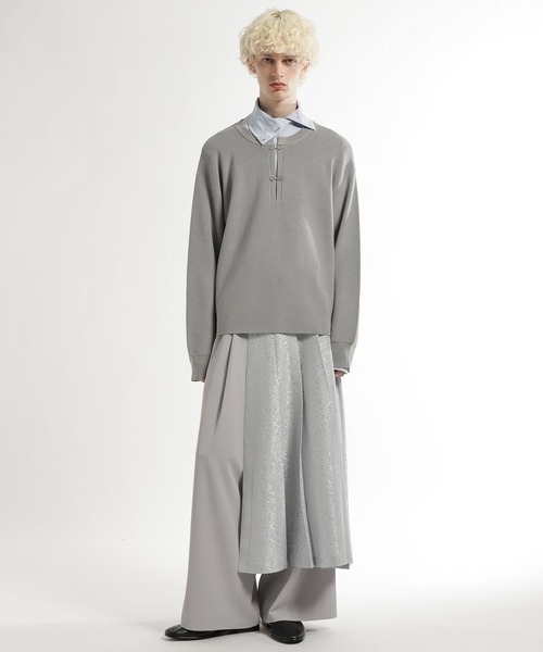 HARE（ハレ）の「メタルボタンヘンリーネックプルオーバー(HARE)（ニット/セーター・メンズ・グレー/ブラック・FREE）」の8枚目の写真