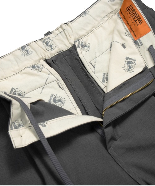 UNIVERSAL OVERALL（ユニバーサルオーバーオール）の「UNIVERSAL OVERALL / Addictive OX TUCK TAPERED / タックテーパードスラックス（スラックス・メンズ・ダークグレー/ブラック・28/30/32/34）」の13枚目の写真