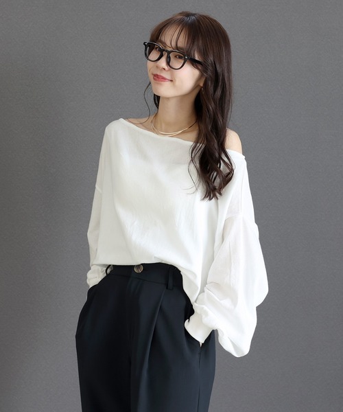 Aletta vita(アレッタビータ)の「シアー裏毛ボートネックプルオーバー(Tシャツ/カットソー・レディース・ブラック/オフホワイト・FREE)」の4枚目の写真