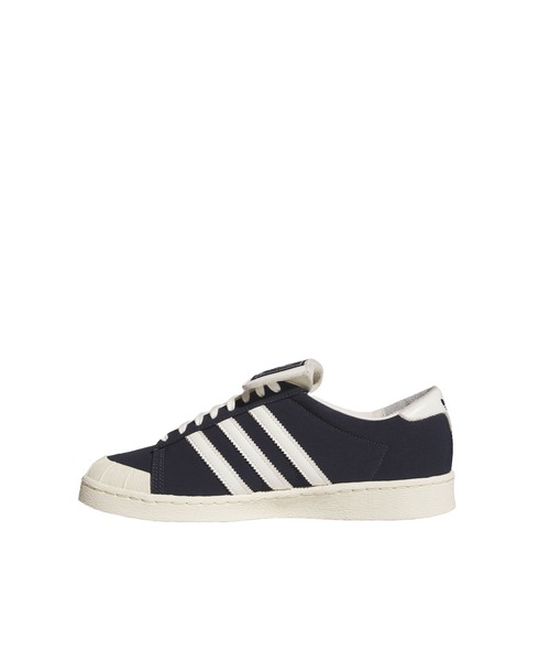 adidas(アディダス)の「JABBAR LOW(スニーカー・メンズ・ブラック×ホワイト・26cm/26.5cm/27cm/27.5cm/29cm)」の1枚目の写真