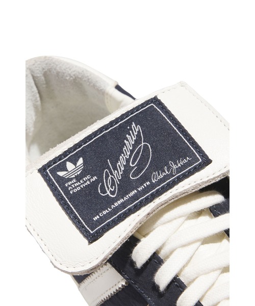 adidas(アディダス)の「JABBAR LOW(スニーカー・メンズ・ブラック×ホワイト・26cm/26.5cm/27cm/27.5cm/29cm)」の3枚目の写真