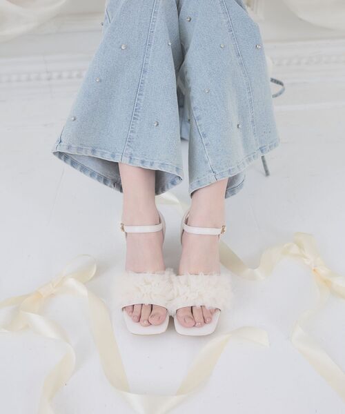 MAJESTIC LEGON（マジェスティックレゴン）の「フラワークリアヒールフリルサンダル（サンダル・レディース・ピンク/アイボリー・SMALL/MEDIUM/LARGE/X-LARGE）」の15枚目の写真