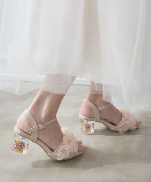 MAJESTIC LEGON（マジェスティックレゴン）の「フラワークリアヒールフリルサンダル（サンダル・レディース・ピンク/アイボリー・SMALL/MEDIUM/LARGE/X-LARGE）」の4枚目の写真