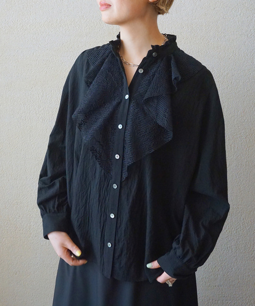 JOURNAL STANDARD LUXE（ジャーナルスタンダード　ラックス）の「ラッフルフリルレースブラウス（シャツ/ブラウス・レディース・ホワイト/ブラック・FREE）」の10枚目の写真