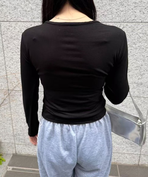 mebole(メボレ)の「アシンメトリードレープトップス(Tシャツ/カットソー・レディース・グレー/ブラック/ホワイト・FREE)」の19枚目の写真