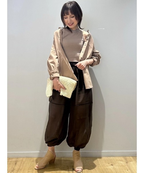 GAP(ギャップ)の「シアー パラシュート ジョガーパンツ(その他パンツ・レディース・ブラック/ブラウン・XS/S/M/L/XXS)」の17枚目の写真