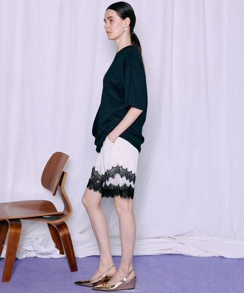 MAISON SPECIAL(メゾンスペシャル)の「Asymmetrical Drape T-Shirt/アシンメトリードレープTEE(Tシャツ/カットソー・レディース・ホワイト/イエロー/パープル/ブラック・FREE)」の20枚目の写真