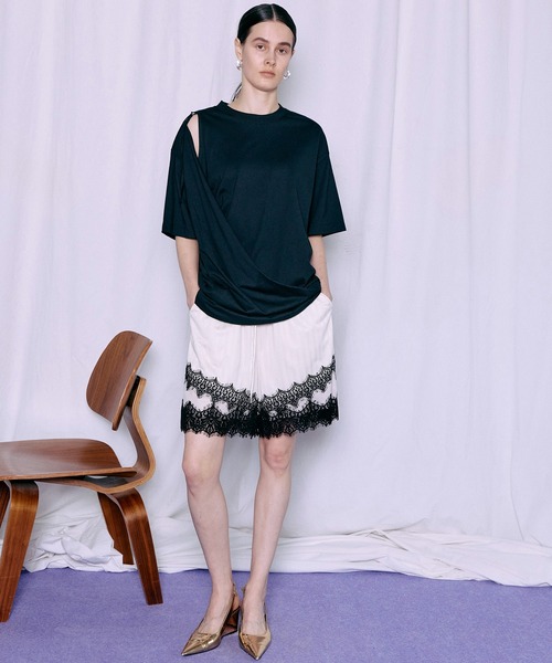 MAISON SPECIAL(メゾンスペシャル)の「Asymmetrical Drape T-Shirt/アシンメトリードレープTEE(Tシャツ/カットソー・レディース・ホワイト/イエロー/パープル/ブラック・FREE)」の22枚目の写真