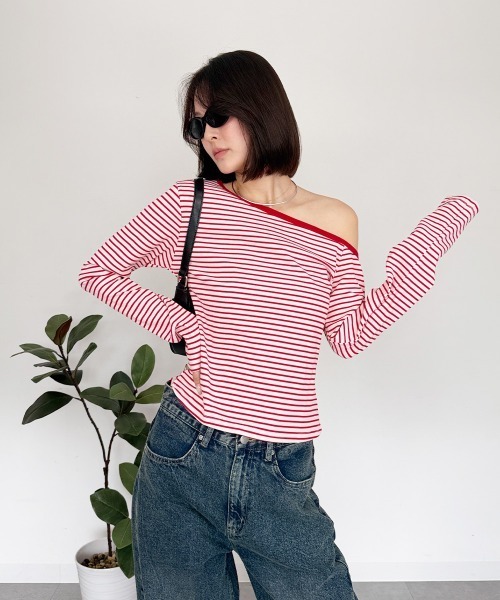mellomela.(メロメラ)の「ボーダーワンショルトップス(Tシャツ/カットソー・レディース・レッド/ブラック/グレー・FREE)」の3枚目の写真