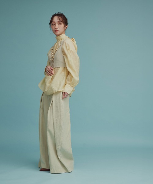 W:Huku(フーク)の「【W:Huku / ドライタッチツイル】クロス タック ワイド スラックス パンツ / Dry-Touch Twill Cross-Weave Wide-Leg Pants(スラックス・レディース・ブラック/ベージュ・M/L)」の9枚目の写真