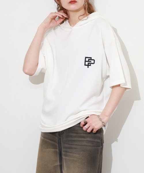 FUNALIVE(ファンアライブ)の「フード付き ロゴ 刺繍 半袖 Tシャツ(Tシャツ/カットソー・メンズ・レディッシュグレー/ホワイト/ネイビー/ブラック・M/L/LL)」の12枚目の写真