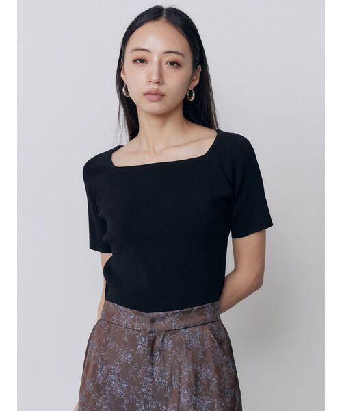 MURUA(ムルーア)の「【接触冷感】前後2WAYデコルテオープンハーフニット【近赤外線カット】 夏服(ニット/セーター・レディース・ブラック/レッド/ホワイト・FREE)」の5枚目の写真