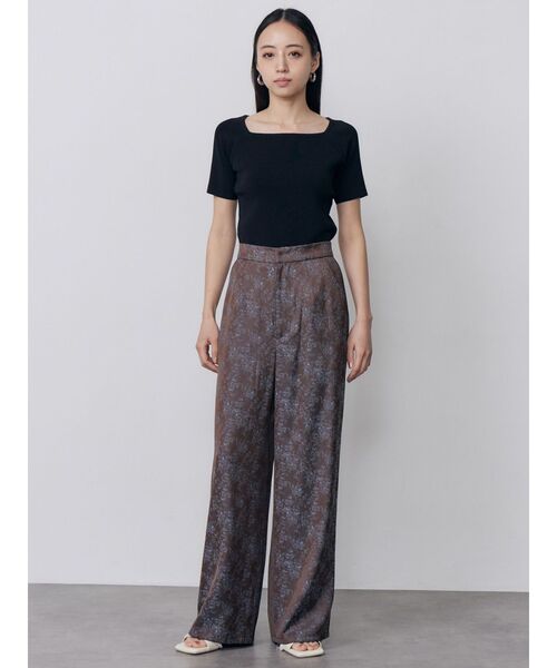 MURUA(ムルーア)の「【接触冷感】前後2WAYデコルテオープンハーフニット【近赤外線カット】 夏服(ニット/セーター・レディース・ブラック/レッド/ホワイト・FREE)」の9枚目の写真