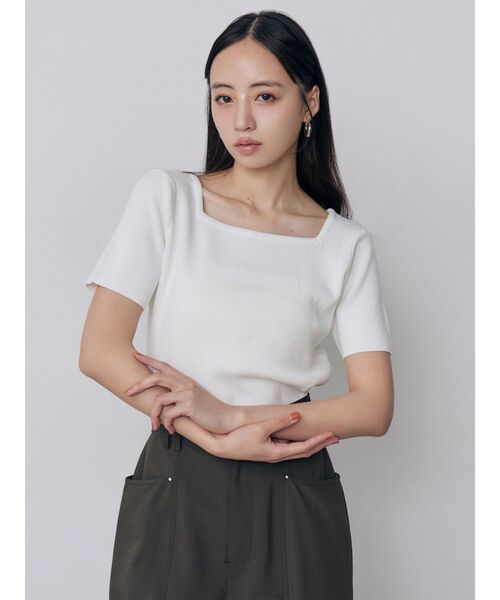 MURUA(ムルーア)の「【接触冷感】前後2WAYデコルテオープンハーフニット【近赤外線カット】 夏服(ニット/セーター・レディース・ブラック/レッド/ホワイト・FREE)」の15枚目の写真