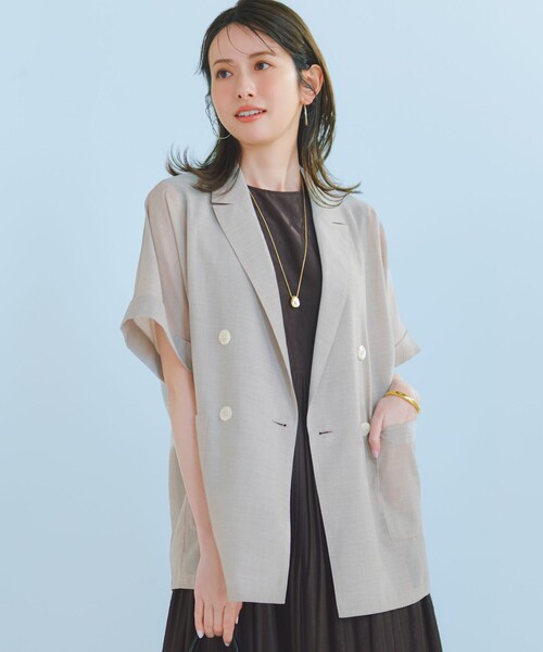 23区 S（ニジュウサンクチイサイサイズ）の「ウォッシャブルボイル ハーフスリーブ ダブル ジャケット（その他アウター・レディース・グレー系/ベージュ系・32）」の2枚目の写真