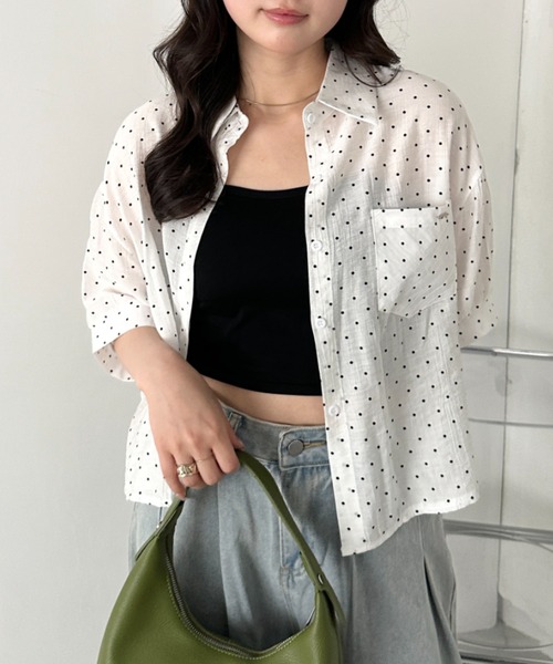 CLEA(クレア)の「ドット柄シアー半袖シャツブラウス(シャツ/ブラウス・レディース・ブラック/ブルー/イエロー/ピンク/ホワイト・FREE)」の21枚目の写真