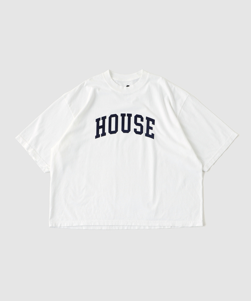 is-ness(イズネス)の「ISNESS MUSIC / イズネス ミュージック HOUSE T-SHIRT FL(Tシャツ/カットソー・メンズ・ホワイト/チャコールグレー・MEDIUM/LARGE)」の2枚目の写真