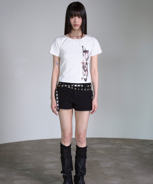 PRENDA(プレンダ)の「PRENDA DIAGONAL HENLEY NECK SHORT SLEEVE WHITE(Tシャツ/カットソー・レディース・その他・F)」の2枚目の写真