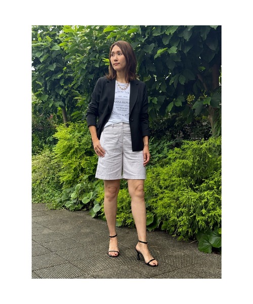 BANANA REPUBLIC FACTORY STORE（バナナリパブリック ファクトリーストア）の「BANANA REPUBLIC FACTORY STORE　　ハイライズリネンブレンドバミューダショートパンツ（その他パンツ・レディース・ホワイト/ブラック/ナチュラル・XS/S/M/L）」の11枚目の写真