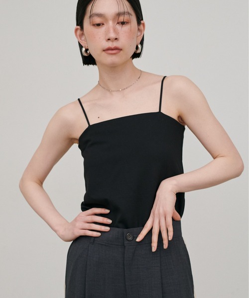 LARUTA(ラルータ)の「【LARUTA】カップ付きバックオープンポンチキャミ(キャミソール・レディース・ブラック/オフホワイト・FREE)」の12枚目の写真