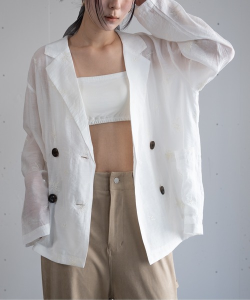 hwyl(ヒュイル)の「刺繍シアージャケット(シャツ/ブラウス・レディース・ブラック/オフホワイト・FREE)」の10枚目の写真