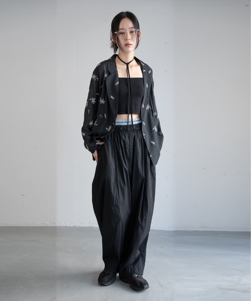 hwyl(ヒュイル)の「刺繍シアージャケット(シャツ/ブラウス・レディース・ブラック/オフホワイト・FREE)」の18枚目の写真
