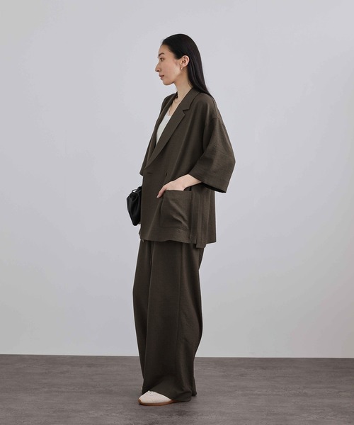 SALON adam et rope'（サロン アダム エ ロペ）の「リネンライクハーフスリーブジャケット / セットアップ対応（テーラードジャケット・レディース・ブラック/ベージュ/ブラウン・FREE）」の19枚目の写真