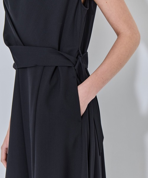 THE TOKYO(ザトウキョウ)の「【THE TOKYO/ザトウキョウ】Cowl Neck Wool Dress/カウルネックサマーウールワンピース(ワンピース・レディース・イエロー/ネイビー/ホワイト・1/2)」の21枚目の写真