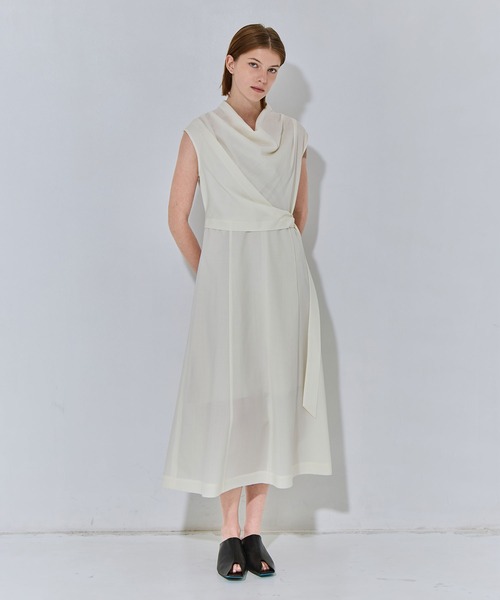THE TOKYO(ザトウキョウ)の「【THE TOKYO/ザトウキョウ】Cowl Neck Wool Dress/カウルネックサマーウールワンピース(ワンピース・レディース・イエロー/ネイビー/ホワイト・1/2)」の18枚目の写真