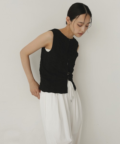  hellam（へラム）の「2wayジャガードノースリーブ（Tシャツ/カットソー・レディース・ベージュ/ブラウン/ブラック・FREE）」の13枚目の写真