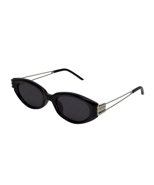Chikashitsu +(チカシツプラス)の「【Chikashitsu +】silver temple square sunglasses (2color) / 【チカシツプラス】クリアレンズスクエアサングラス(サングラス・メンズ・グレー/ブラック・ONE SIZE)」の10枚目の写真