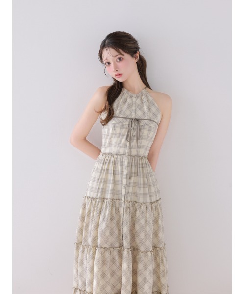 M me eme(エムミーエメ)の「Halter check slit long onepiece(eme10903)(ワンピース・レディース・ベージュ/ブラック・FREE)」の18枚目の写真