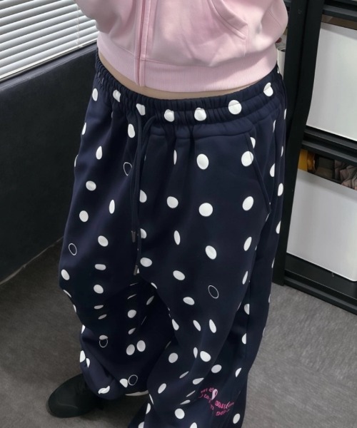 Ritzy(リッツィー)の「ドットデザインルーズワイドパンツ(スウェットパンツ・レディース・ネイビー・S/M/L/XL)」の3枚目の写真