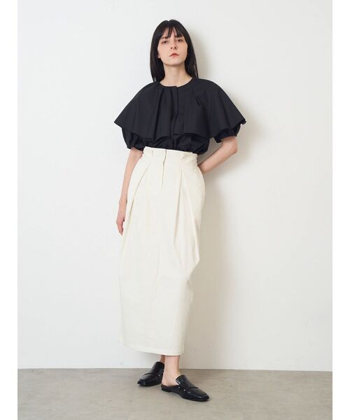 ELENDEEK(エレンディーク)の「アシメフリルチュニックブラウス(シャツ/ブラウス・レディース・ブラック/レッド/オフホワイト・FREE)」の7枚目の写真