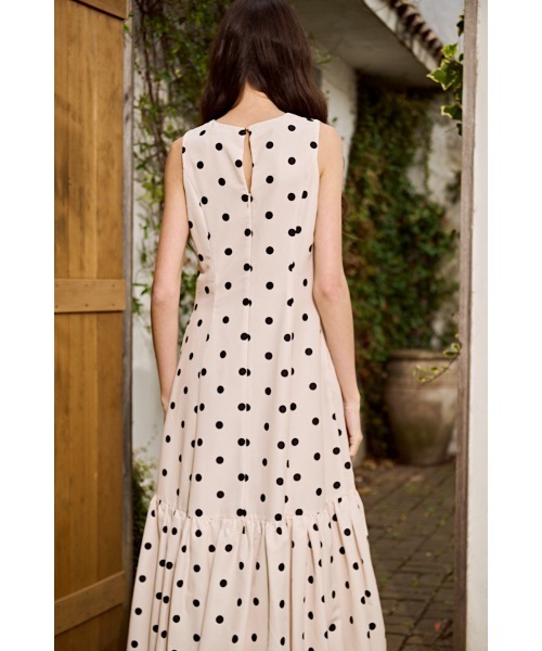 Estella.K(エステラケー)の「Rosaline Dot Dress バルーンドットドレス(ワンピース・レディース・ブラック/アイボリー・FREE)」の7枚目の写真