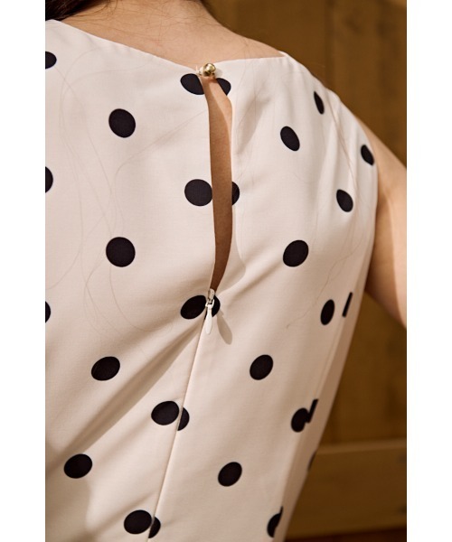 Estella.K(エステラケー)の「Rosaline Dot Dress バルーンドットドレス(ワンピース・レディース・ブラック/アイボリー・FREE)」の16枚目の写真