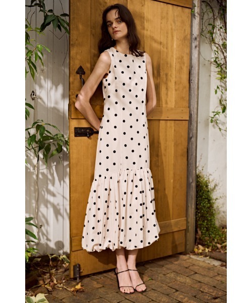 Estella.K(エステラケー)の「Rosaline Dot Dress バルーンドットドレス(ワンピース・レディース・ブラック/アイボリー・FREE)」の6枚目の写真