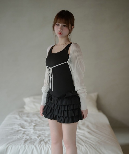 M DOLLY(エムドリー)の「frill rosalie mini dress / フリルロザリーミニドレス(ワンピース・レディース・ホワイト/ブラック・FREE/S)」の9枚目の写真