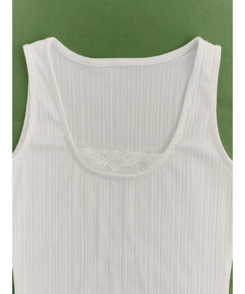 Yuje(ユジェ)の「AMELI LACE SLEEVELESS (2color,2size)(Tシャツ/カットソー・レディース・ホワイト/ブラック・SMALL/MEDIUM)」の4枚目の写真