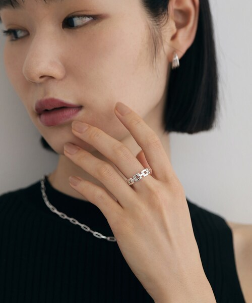 COCOSHNIK ONKITSCH(ココシュニックオンキッチュ)の「シルバー スクエアチェーンモチーフリング(リング・レディース・クリア・10/12/14)」の6枚目の写真
